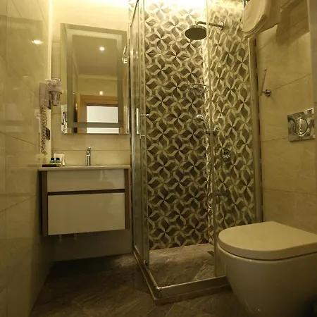 Random Hotel 3*