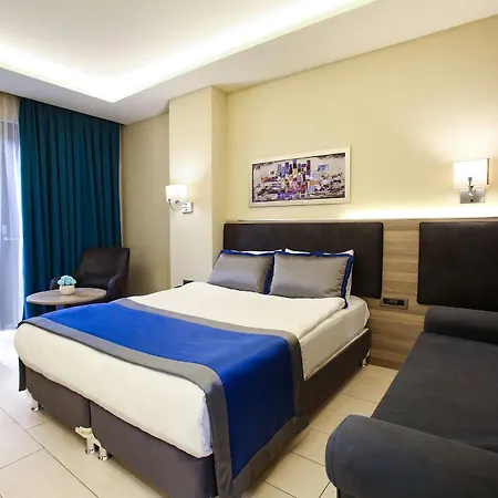 Random Hotel 3*