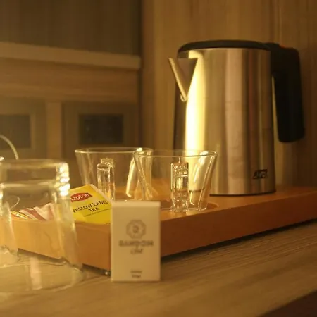Hotel Random 3*