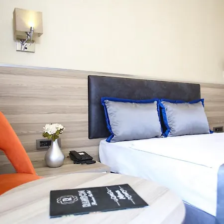 Hotel Random Istanbul