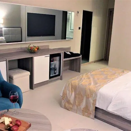 Random 3* Istanbul