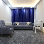 Random Hotel